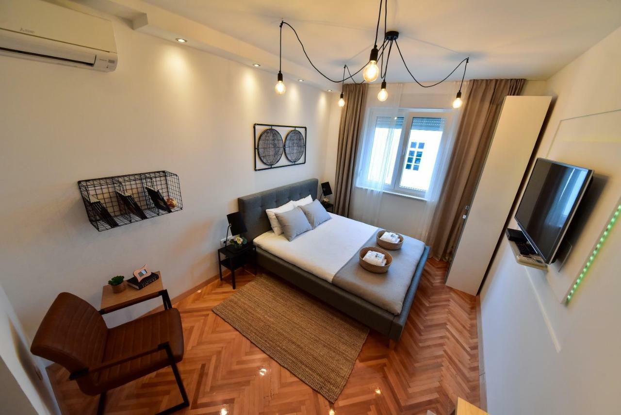 Viatorem Zadar Bagian luar foto